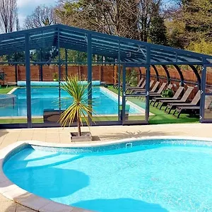 Glamping Terre & 4* Étables